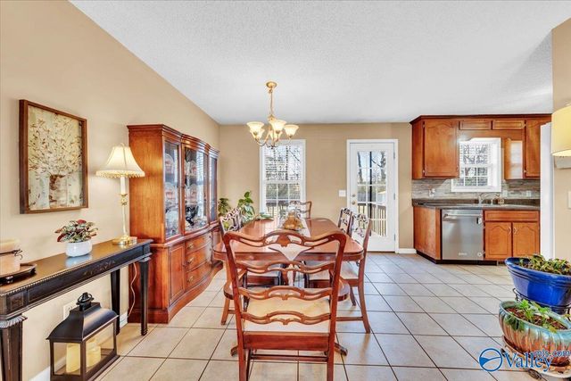 237 Tanner Point Drive, New Market, AL 35761