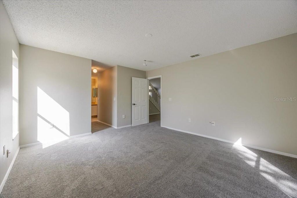 Image 19 of property listing at 14155 RIDGE CREEK COURT, Orlando, FL 32824