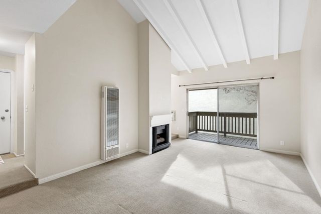 2562 Walnut Blvd 68, Walnut Creek, CA 94596