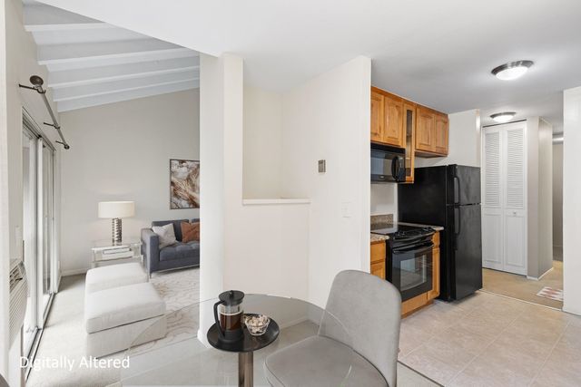 2562 Walnut Blvd 68, Walnut Creek, CA 94596