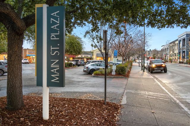 2562 Walnut Blvd 68, Walnut Creek, CA 94596