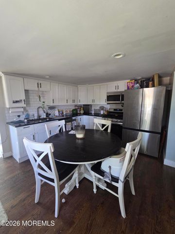 310 1st Street, Keyport, NJ 07735