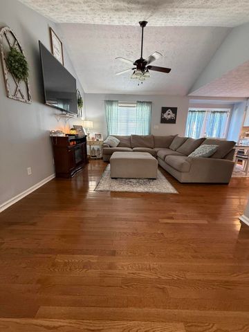 141 Southcreek Drive, Nicholasville, KY 40356