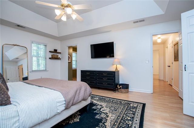 292 Lakeview Lane, Hiram, GA 30141