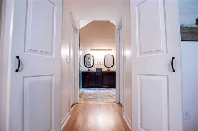 292 Lakeview Lane, Hiram, GA 30141