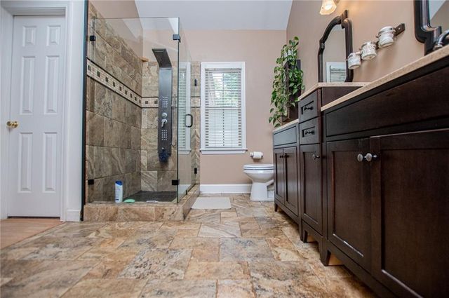 292 Lakeview Lane, Hiram, GA 30141