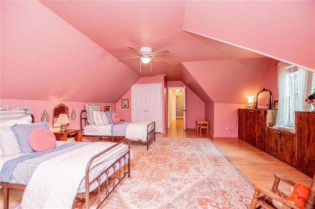 292 Lakeview Lane, Hiram, GA 30141