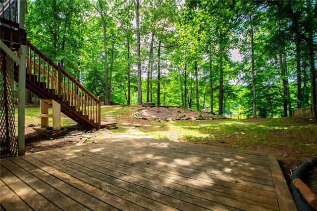 292 Lakeview Lane, Hiram, GA 30141