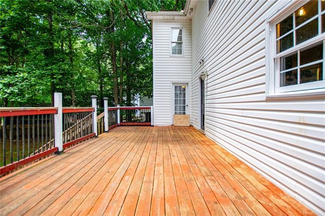 292 Lakeview Lane, Hiram, GA 30141
