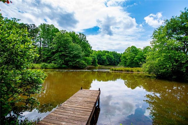 292 Lakeview Lane, Hiram, GA 30141