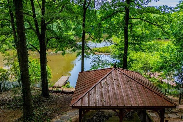 292 Lakeview Lane, Hiram, GA 30141