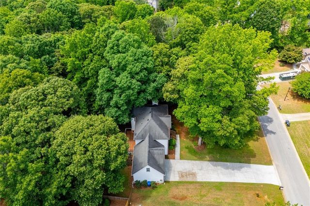 292 Lakeview Lane, Hiram, GA 30141