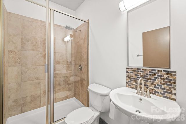 2200 Lyndhurst Avenue 201, Charlotte, NC 28203