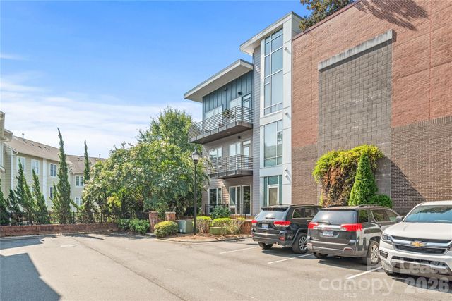 2200 Lyndhurst Avenue 201, Charlotte, NC 28203