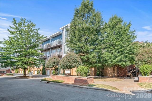 2200 Lyndhurst Avenue 201, Charlotte, NC 28203