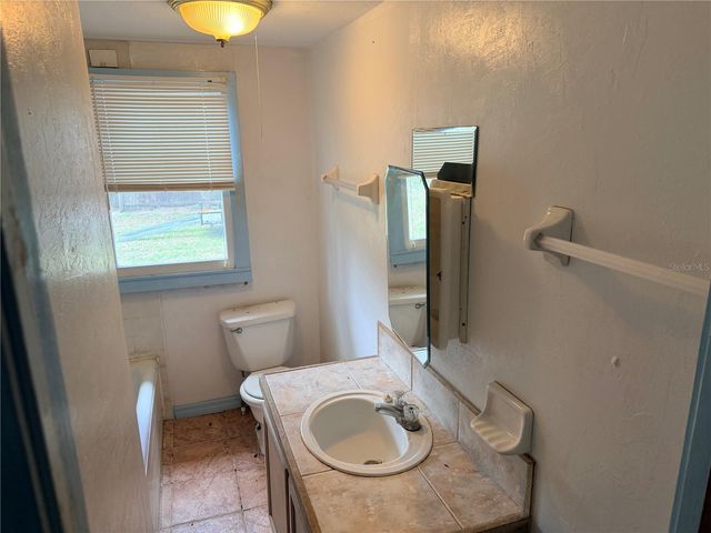 1710 NORTHWEST 29TH ROAD, Lake Panasoffkee, FL 33538