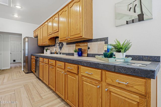 1332 BAT MASTERSON Drive, El Paso, TX 79936
