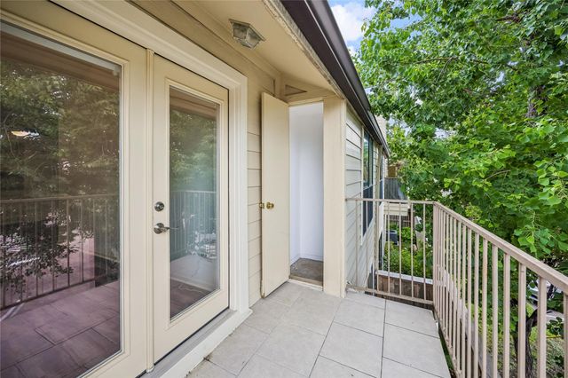 763 Bering Drive B, Houston, TX 77057
