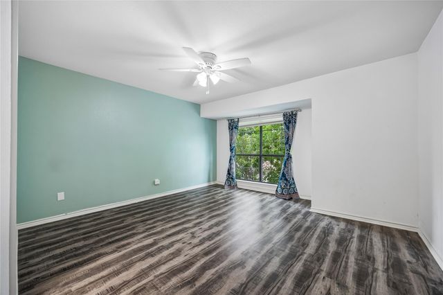 763 Bering Drive B, Houston, TX 77057