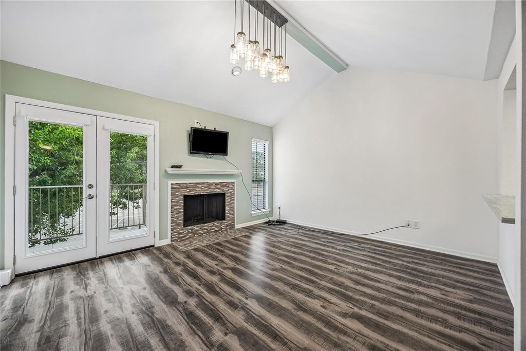 763 Bering Drive B, Houston, TX 77057
