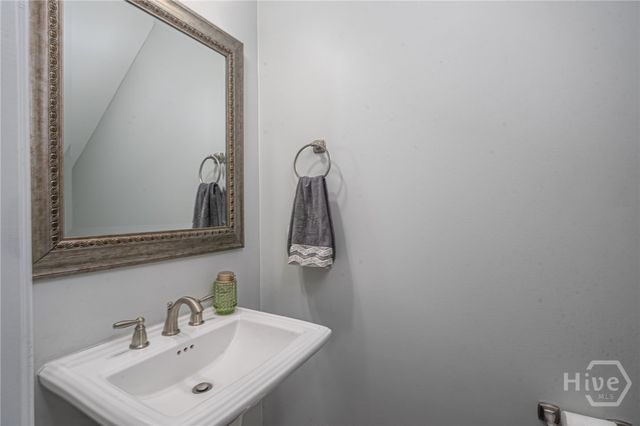 5 Skipjack Lane, Savannah, GA 31411