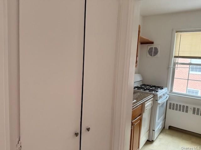 180 Pinewood Road 10, Hartsdale, NY 10530