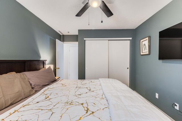 1821 Gallinas Road NE, Rio Rancho, NM 87144