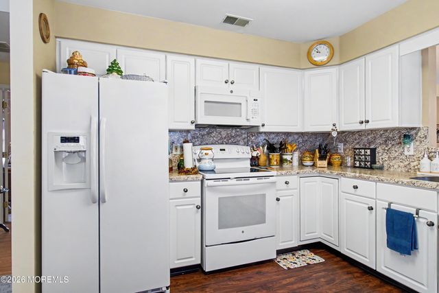 2222 Beltane Road, Toms River, NJ 08755