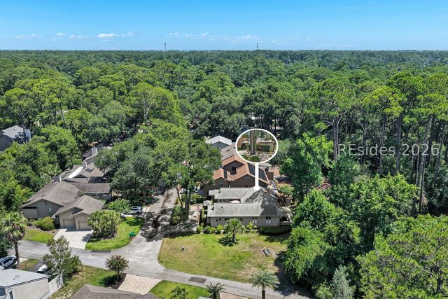 33 Oak Ct, Hilton Head Island, SC 29928