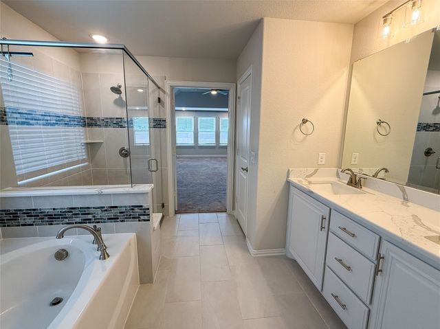 2700 Richard St Street, Burleson, TX 76028