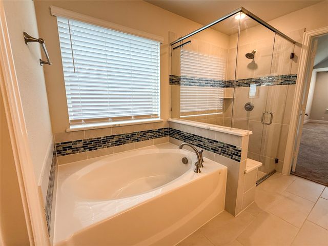 2700 Richard St Street, Burleson, TX 76028