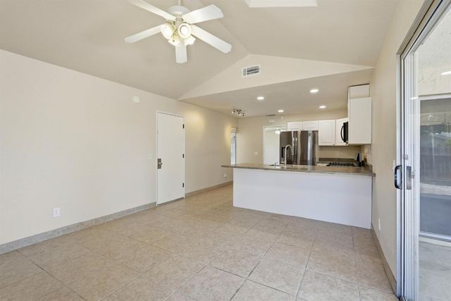 7251 Candlestick, Sacramento, CA 95842