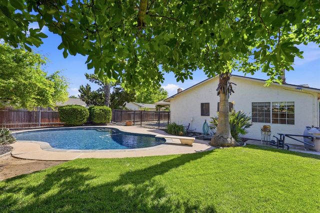 7251 Candlestick, Sacramento, CA 95842