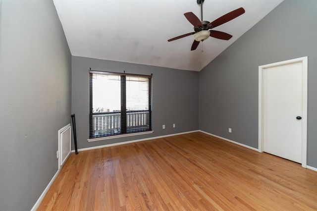 9400 Doliver Drive 34, Houston, TX 77063