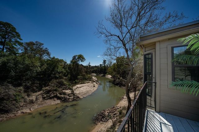 9400 Doliver Drive 34, Houston, TX 77063