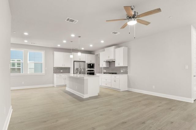 2605 Sam Bass RD 72, Round Rock, TX 78681