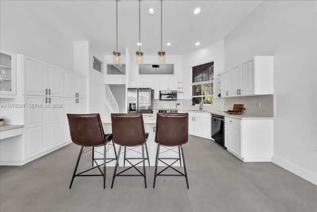 3494 Coco Lake Dr, Coconut Creek, FL 33073