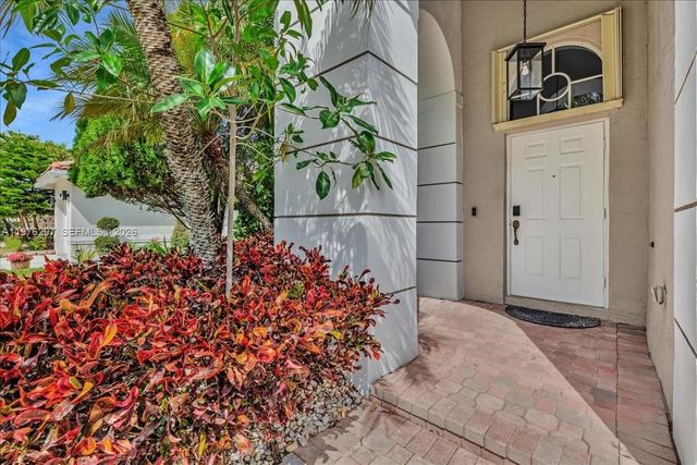 3494 Coco Lake Dr, Coconut Creek, FL 33073