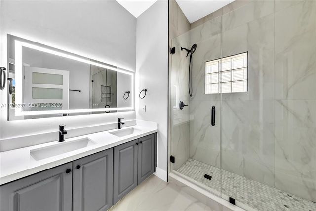 3494 Coco Lake Dr, Coconut Creek, FL 33073