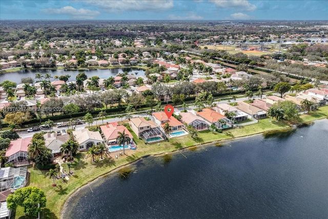 3494 Coco Lake Dr, Coconut Creek, FL 33073