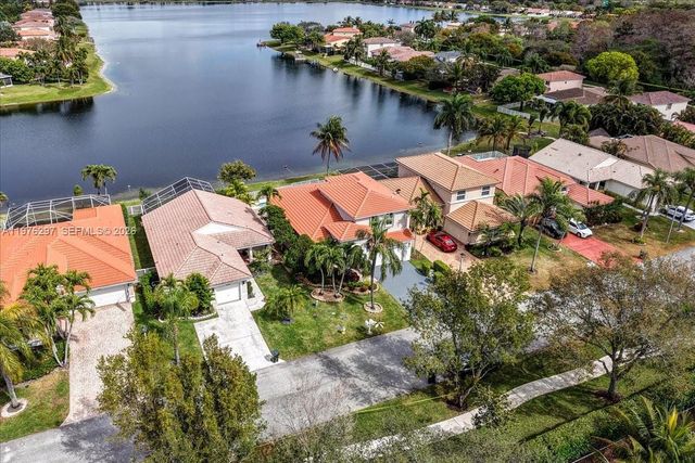 3494 Coco Lake Dr, Coconut Creek, FL 33073