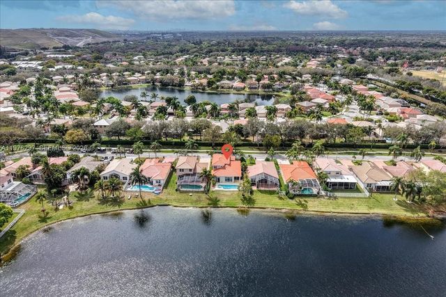 3494 Coco Lake Dr, Coconut Creek, FL 33073