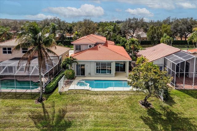 3494 Coco Lake Dr, Coconut Creek, FL 33073