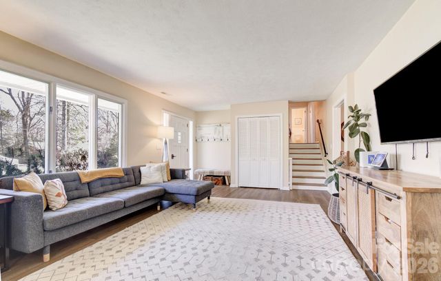 113 Brightwater Heights Drive, Hendersonville, NC 28791