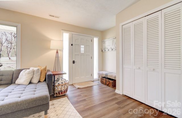 113 Brightwater Heights Drive, Hendersonville, NC 28791