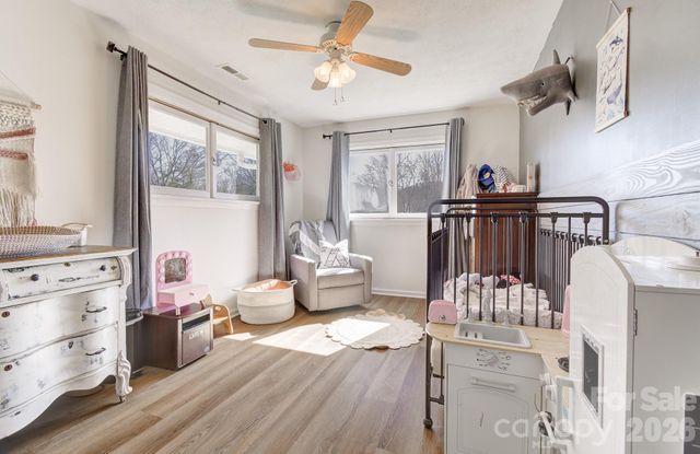 113 Brightwater Heights Drive, Hendersonville, NC 28791