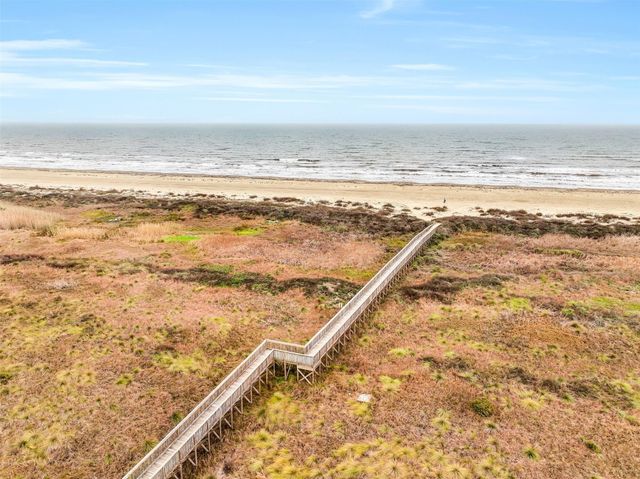 25922 Flamingo Drive, Galveston, TX 77554