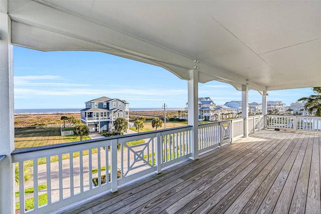 25922 Flamingo Drive, Galveston, TX 77554