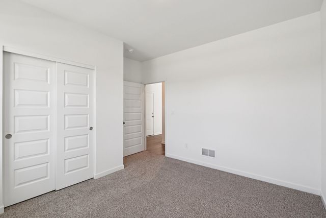 2428 Plains Drive, Pingree Grove, IL 60140