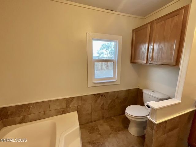 2735 Toiyabe Street, Silver Springs, NV 89429